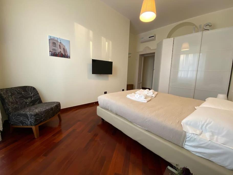 Casa Delle 5 Giornate Di Milano Apartment Luaran gambar
