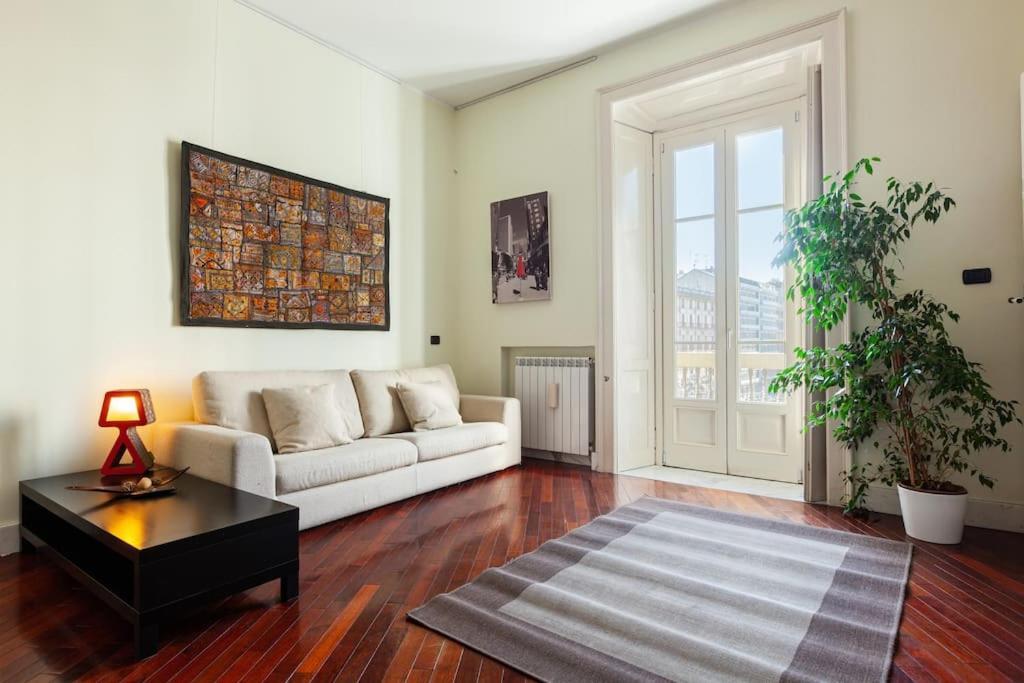 Casa Delle 5 Giornate Di Milano Apartment Luaran gambar