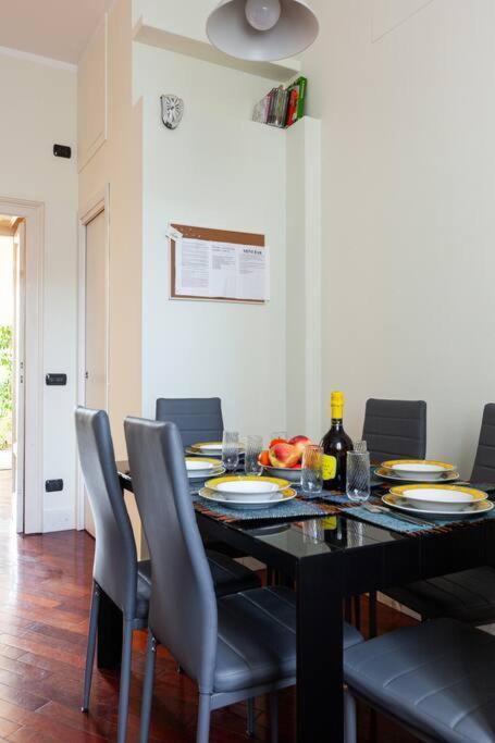 Casa Delle 5 Giornate Di Milano Apartment Luaran gambar