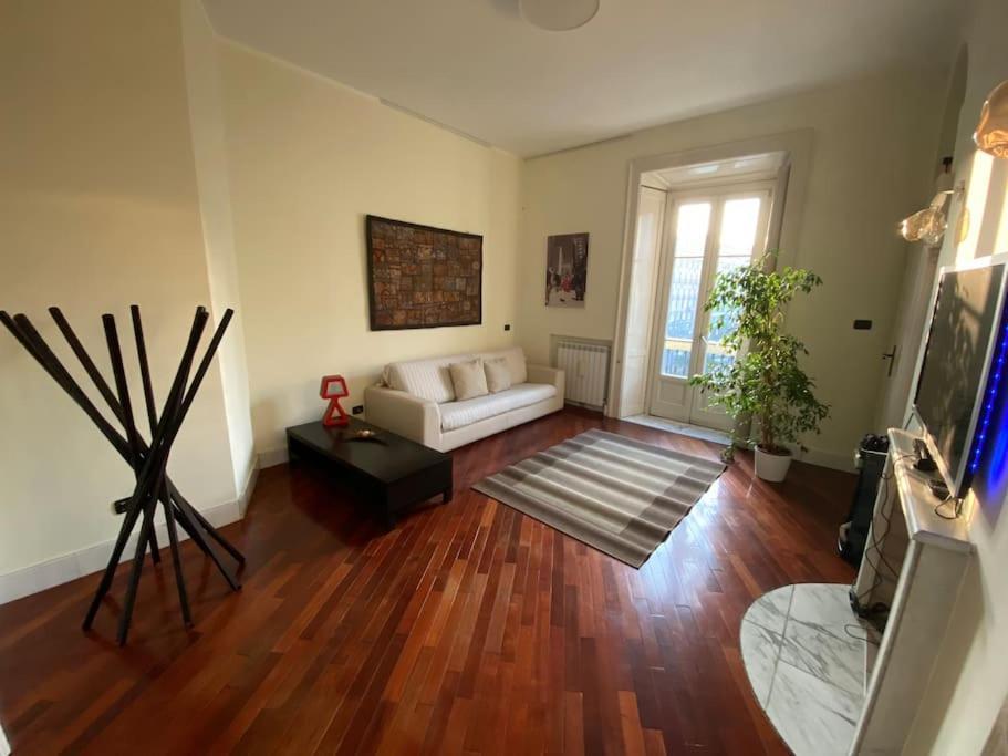 Casa Delle 5 Giornate Di Milano Apartment Luaran gambar